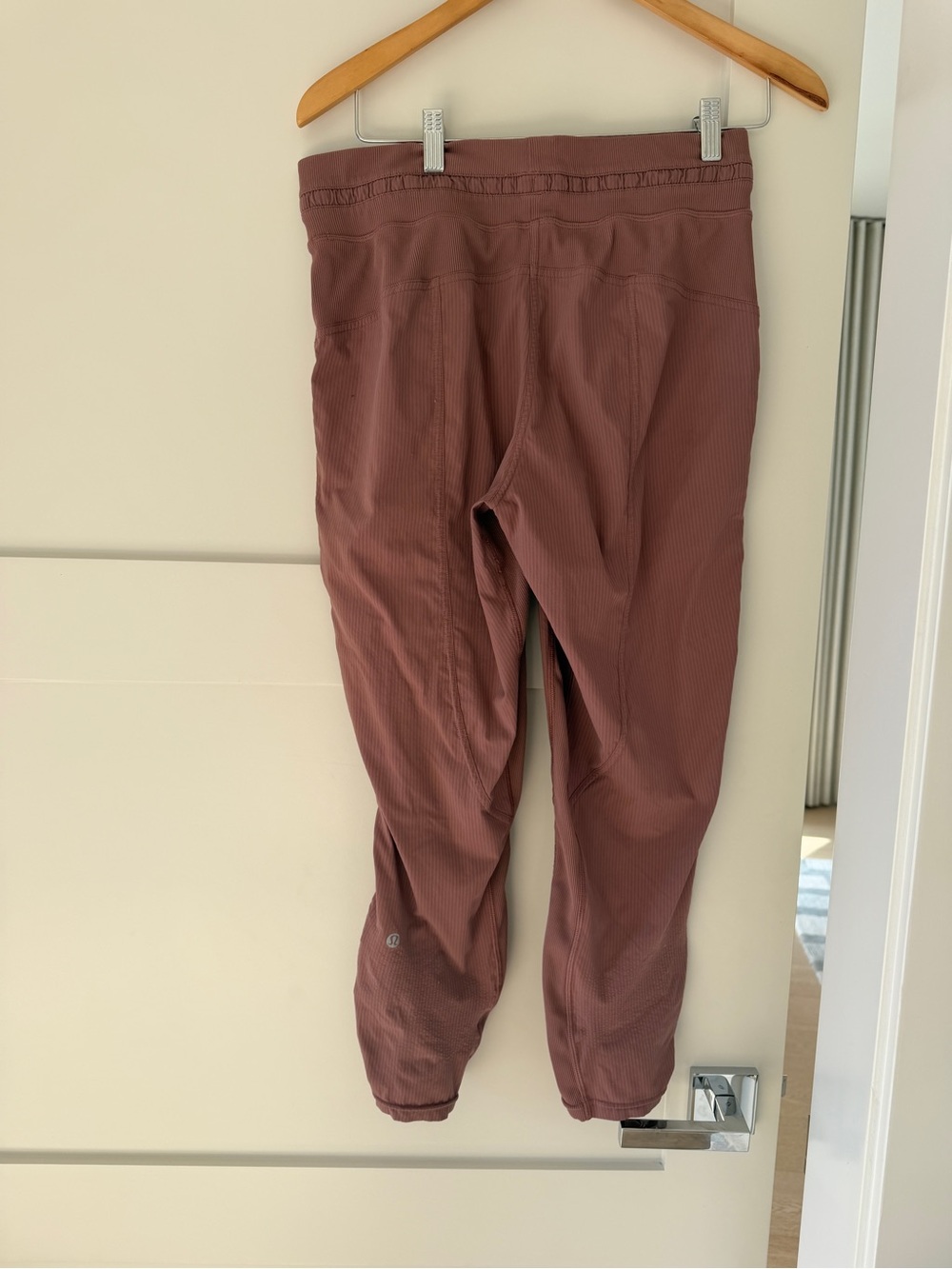 Lululemon ladies dance joggers
